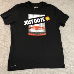 Nike Shirt Men Large‎ Black Dri Fit Athletic Basketball Graphic Logo Just Do it